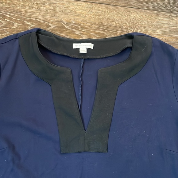 New York & Company Blue V-Neck Dress with 3/4 Sleeve Ruffle Sleeves XL - Picture 2 of 4